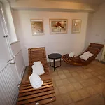 Daire In Mit Garten Und Terrasse By Interhome *