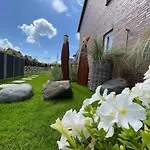 Daire In Mit Garten Und Terrasse By Interhome