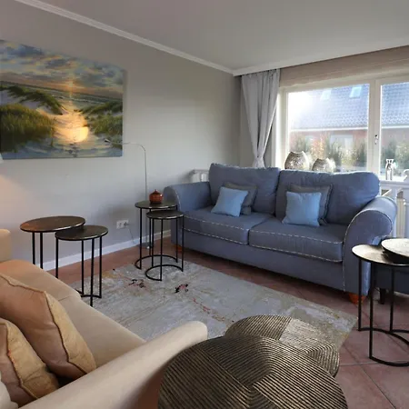 アパート In Mit Garten Und Terrasse By Interhome *